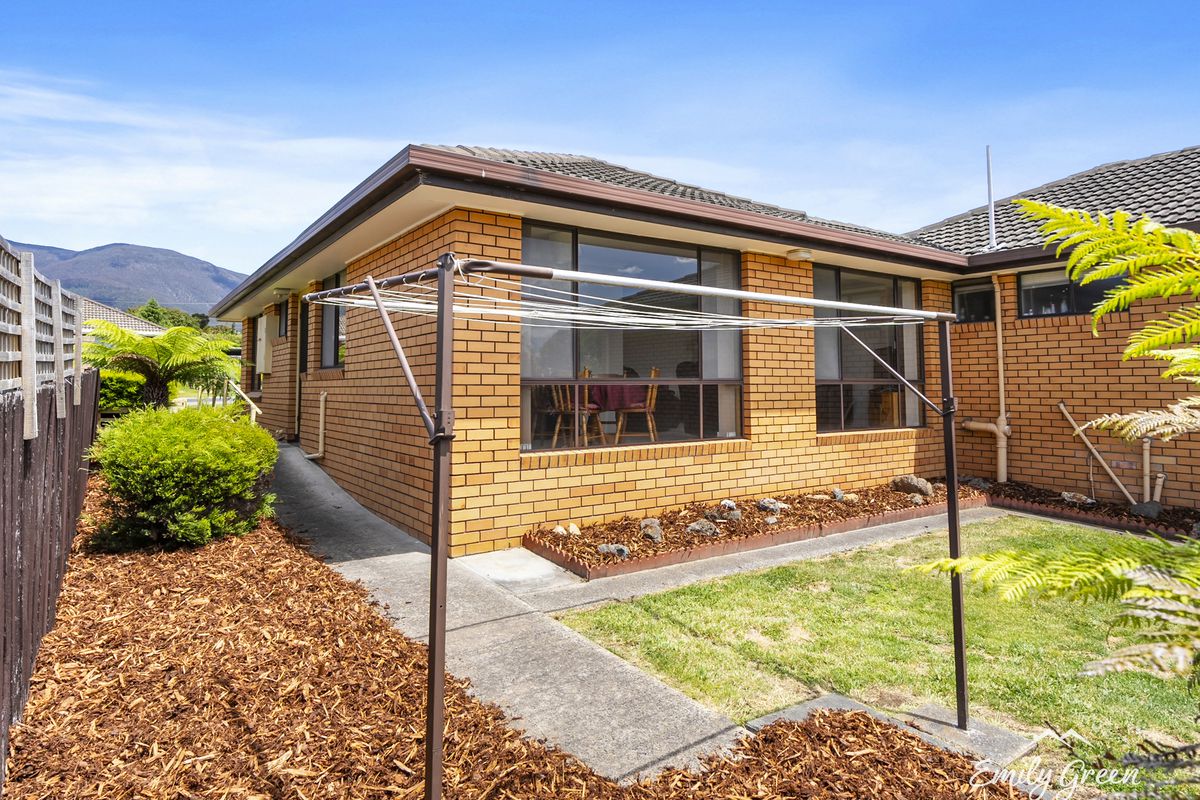 1 / 11 Walgett Place, Glenorchy