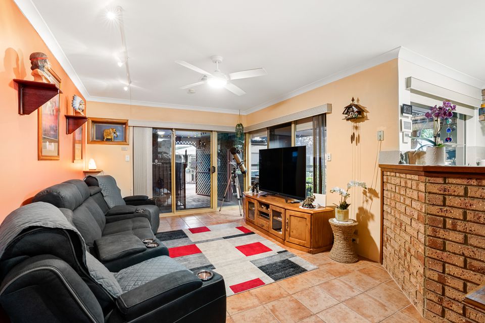 19 Conway Loop, Waikiki