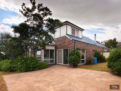 9 Parslow Crescent, Lynbrook