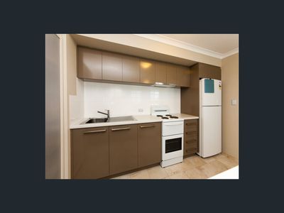 84 Congenial Loop, Atwell