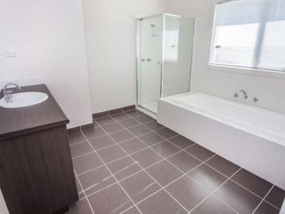 22 Claremont Street, Craigieburn