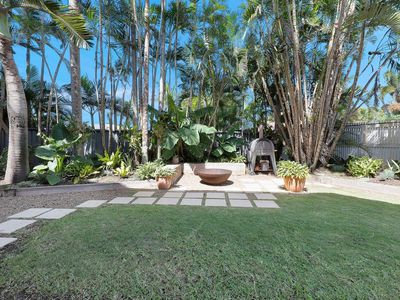 24 Lindeman Avenue, Slade Point