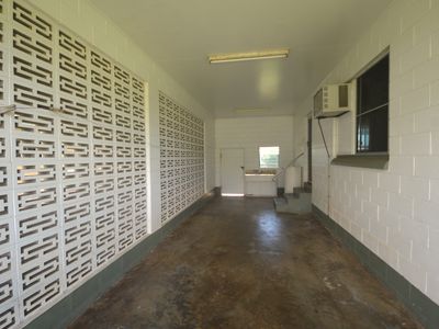 11 Mayflower Street, Innisfail Estate
