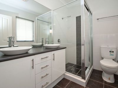 B90 Joondanna Drive, Joondanna