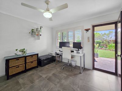 37 Holm Street, Atherton