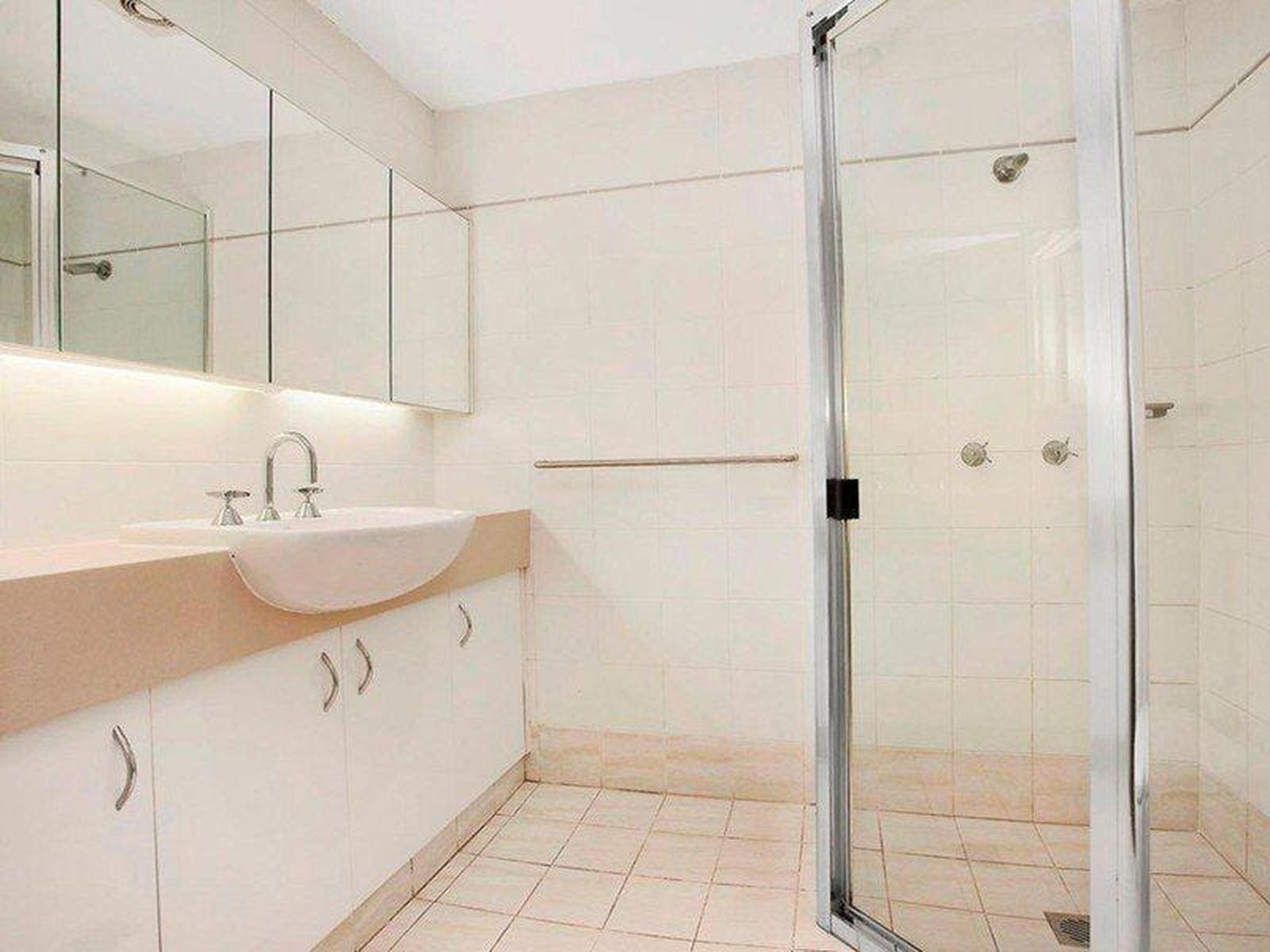 3 / 5-9 Gordon Avenue, Chatswood