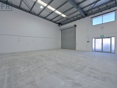 2 / 5 Parkes Street, Cockburn Central