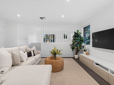 19 Feathertail Place, Gumdale