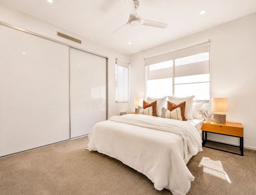 Private Resort-Style Living in the Heart of Old Tewantin image 15