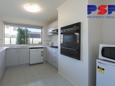 56 Hotham Cres, Hoppers Crossing