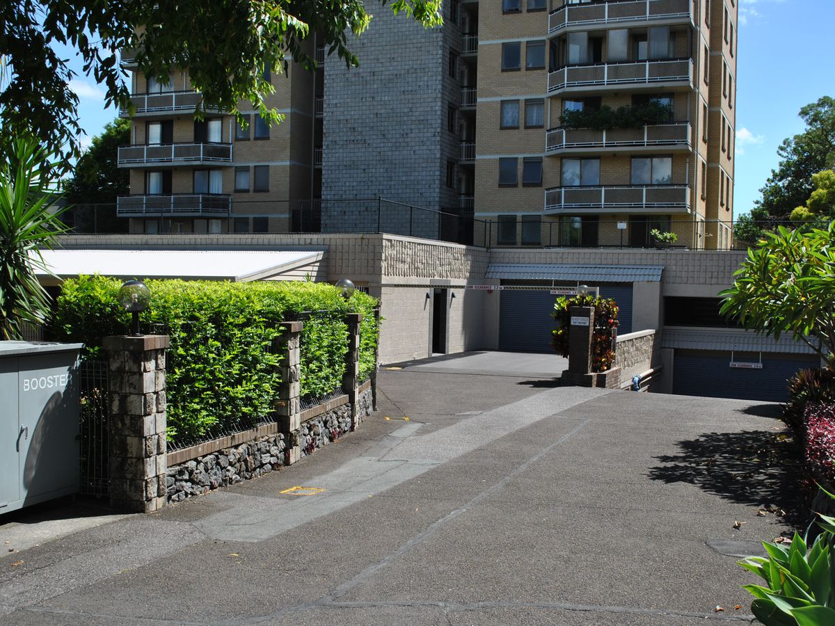 26 / 59 Sir Fred Schonell Drive, St Lucia