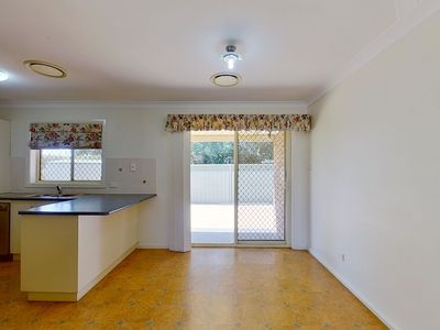 4 / 15 Bedford Avenue, Dubbo