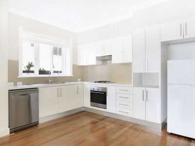 2 / 10 Crown Street, Wollongong