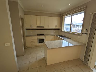 2 / 31 Malcolm Street, Bell Park
