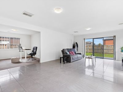 5 Selleck Drive, Point Cook