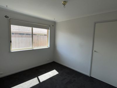 182 Coppards Road, Whittington