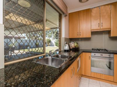 48 Colonial Drive, Bibra Lake