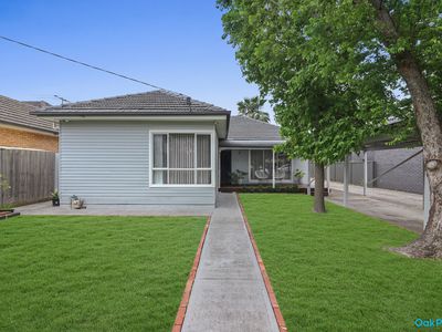 22 Watt Avenue, Oak Park