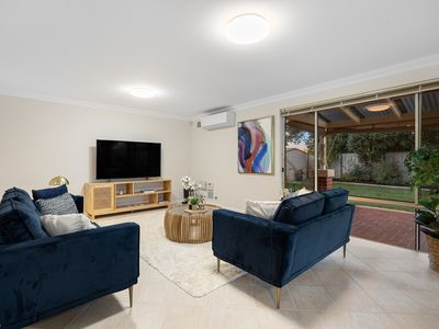 39 Yanrey Street, Golden Bay