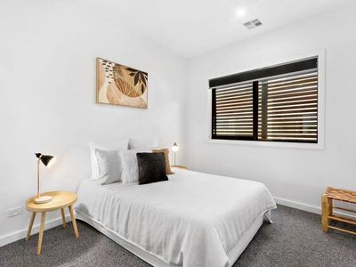 5 / 4 - 6 Coolac Place, Braddon