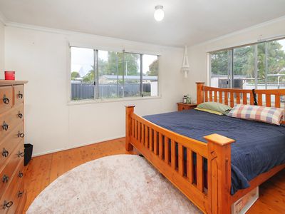 15 Gregory Avenue, Deception Bay
