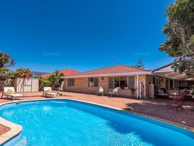12 Cranston Loop, Kinross
