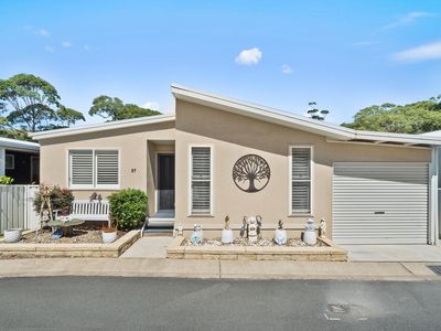 27 / 300 Kings Point Drive, Ulladulla