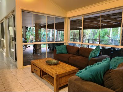 9 Essex Close, Springwood