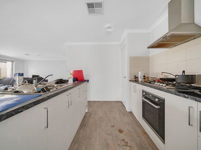 21 Cathedral Approach, Secret Harbour