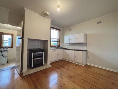 15 WHENNEN STREET, Millicent