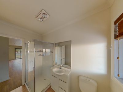 184 High Street, Kangaroo Flat