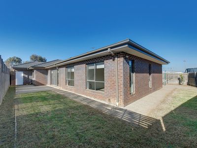18 Focal Road , Werribee