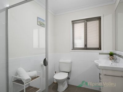 34 Freeburgh Avenue , Mount Beauty