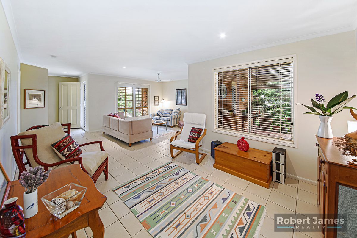 37 Gooloi Court, Tewantin