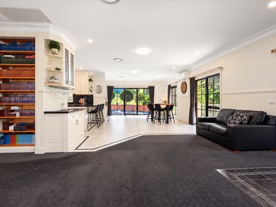 1188 Padman Drive, West Albury