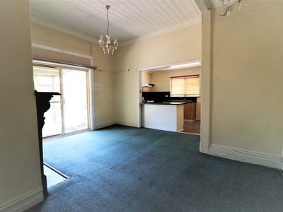 6 Watson St, Seymour