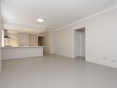 4 / 58 Central Avenue, Ascot