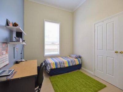 15 Bourke Street, Piccadilly