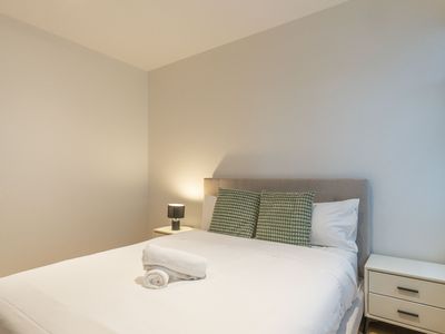 1005 / 6 Galloway Street, Mascot