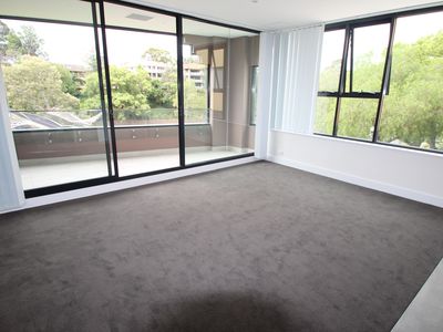 3b / 76 Phillip Street, Parramatta