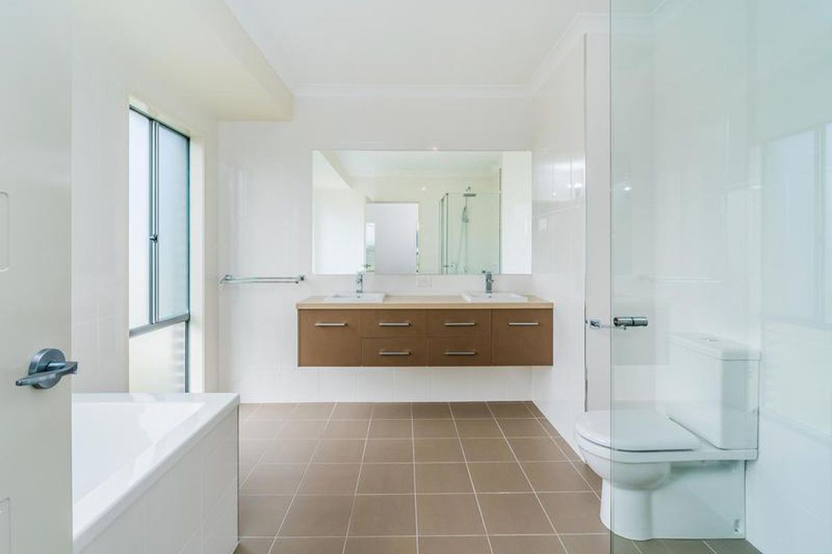 14 Parklands Drive, Gulmarrad