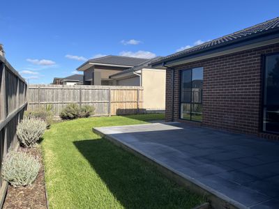 154 Batten Road, Armstrong Creek