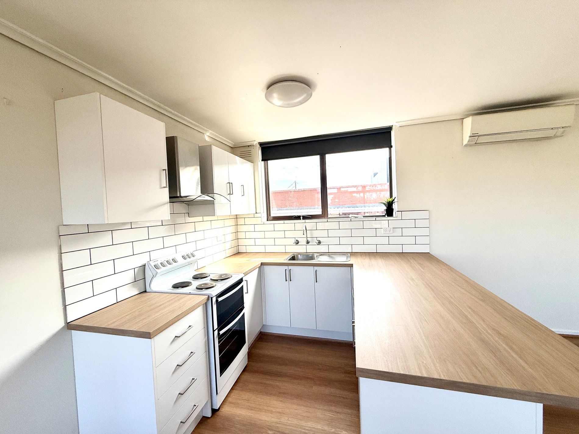 9 / 36 Hampton Parade, West Footscray