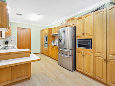 4 Warri Place, Oak Flats