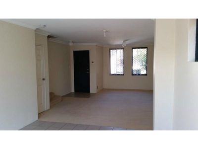 8 / 22 Gochean Avenue, Bentley