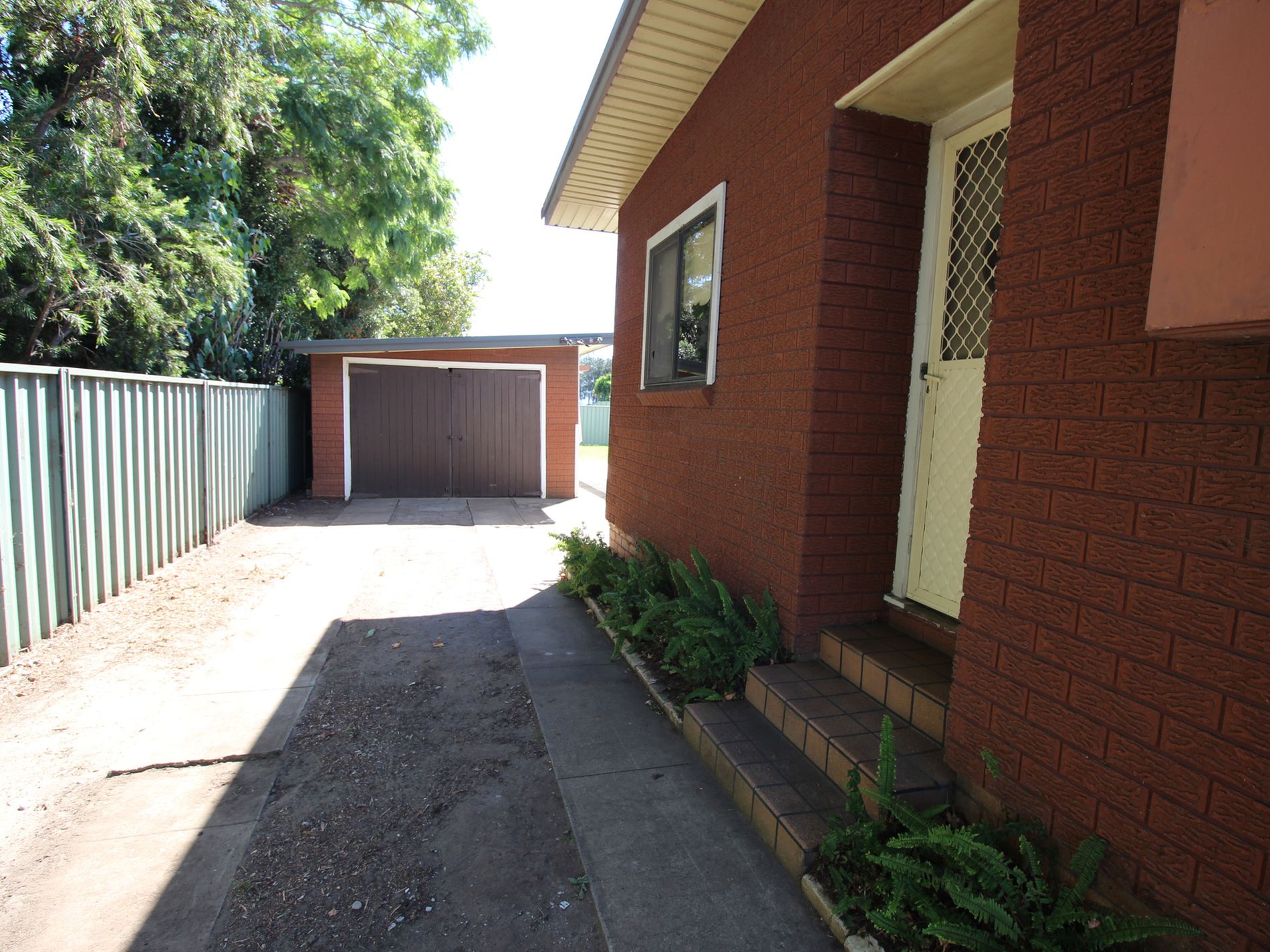 1 / 64 Windang Road, Primbee