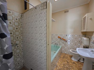 48 Isaacs Road, Mead