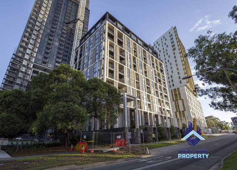 10605 / 2 Figtree Dr, Sydney Olympic Park