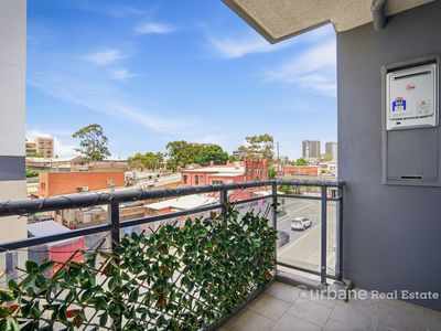 28 / 8 Northumberland Road, Auburn