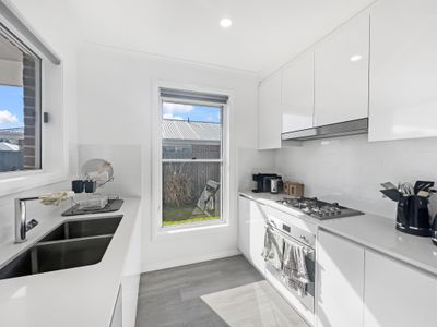 4 Manchurian Circuit , Dubbo